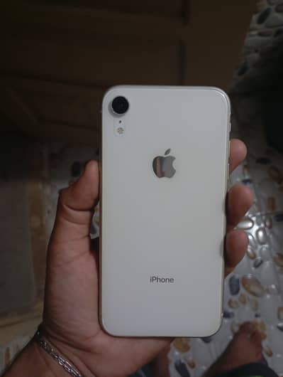 Apple iPhone XR