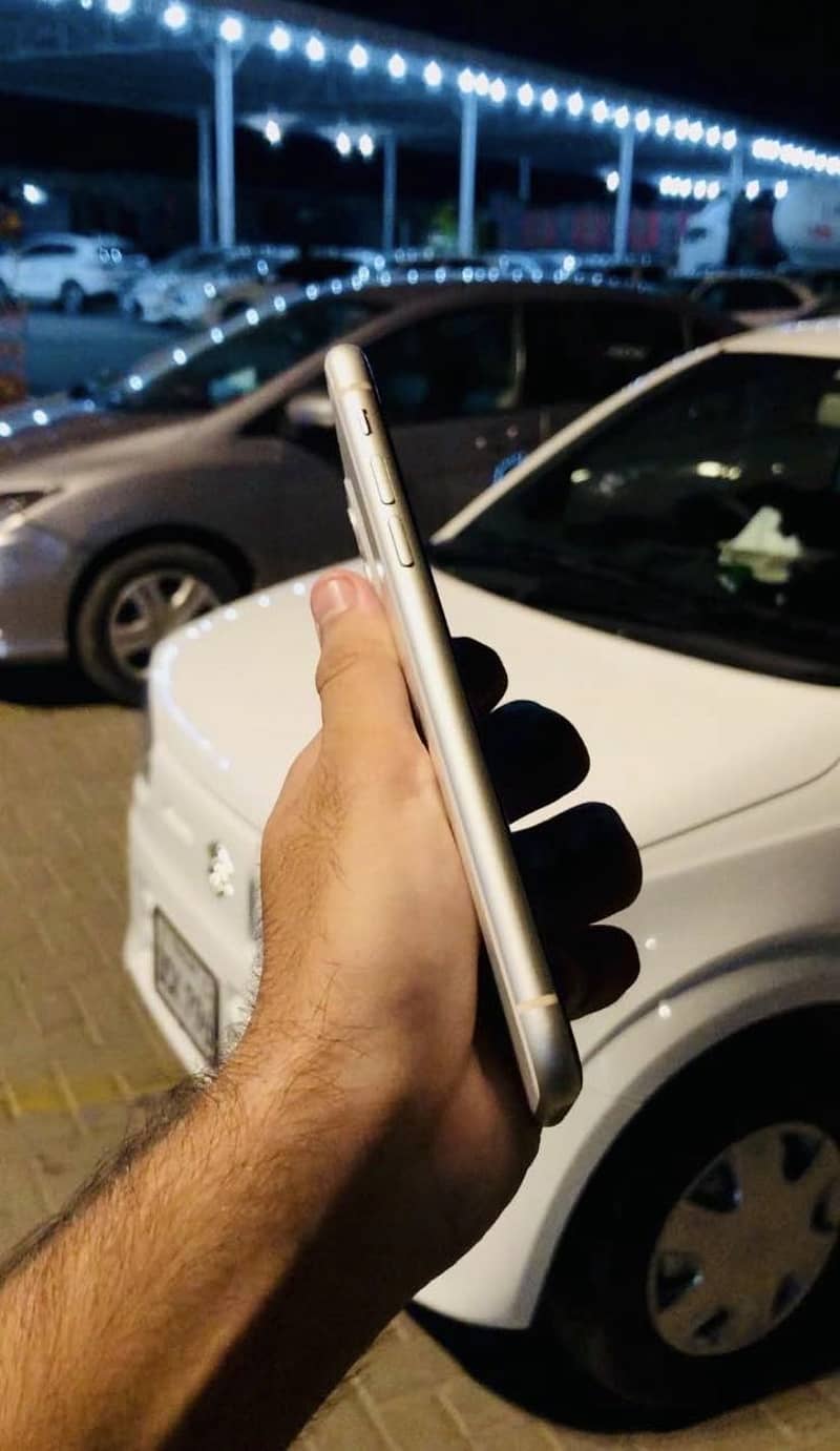 Apple iPhone 11 1