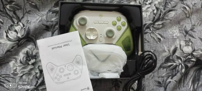 Easysmx D10 10/10 with box