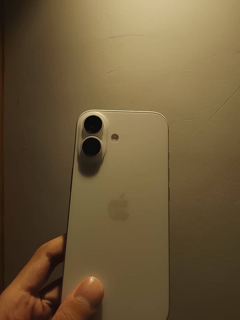 Iphone 17 4