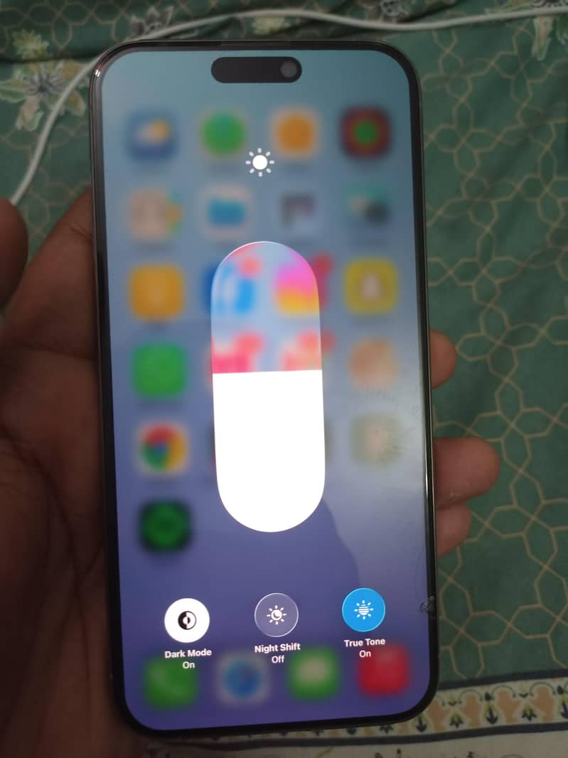 Apple iPhone 15 Pro Max 1
