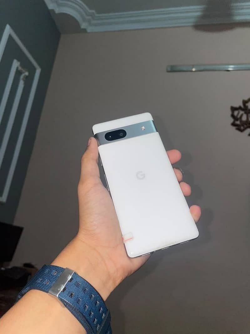 Google Pixel 7a 1
