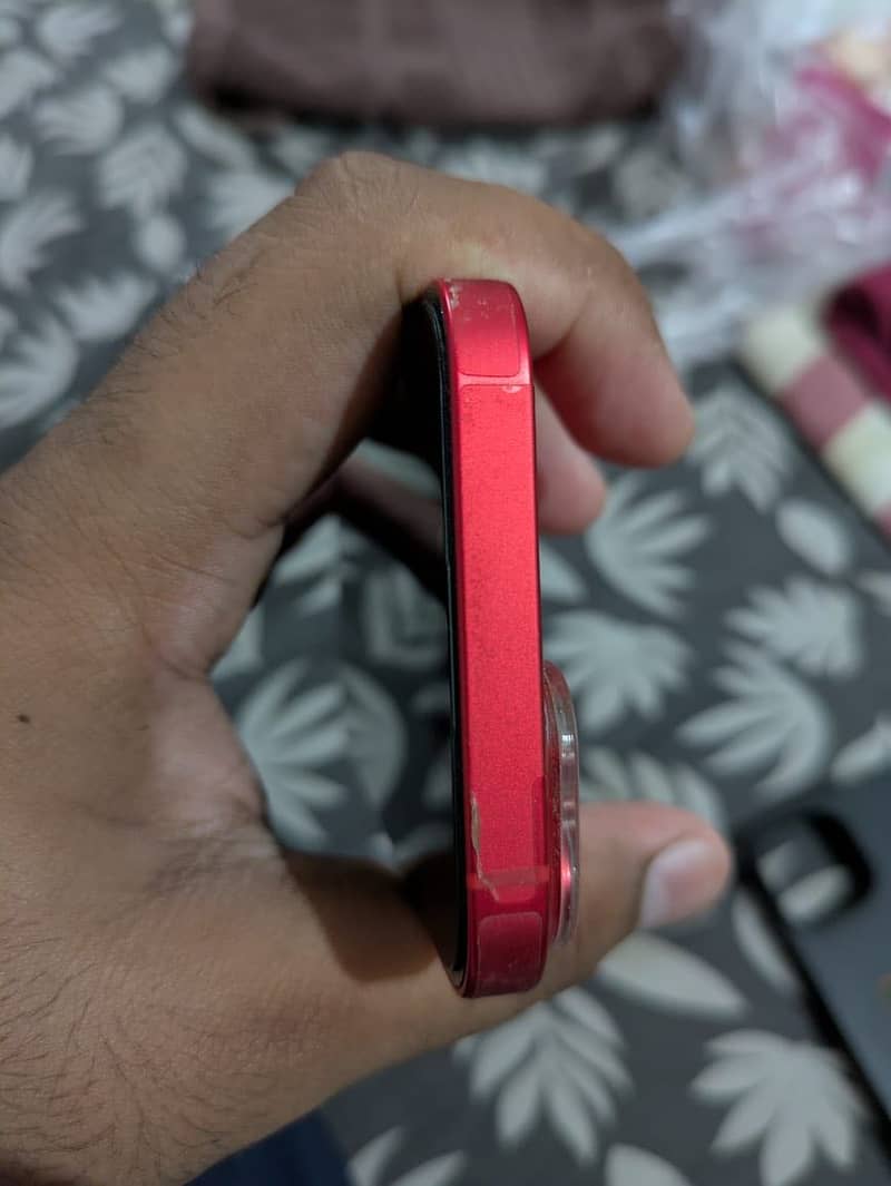 Apple iPhone 14 4