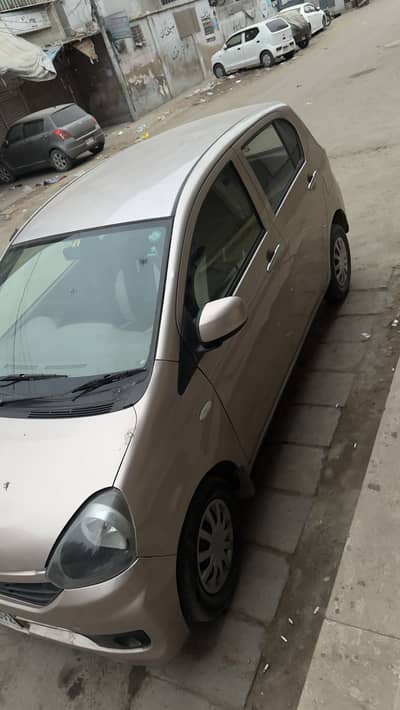 Daihatsu Mira 2019