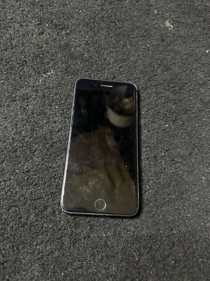 Apple iPhone 7 Plus 2