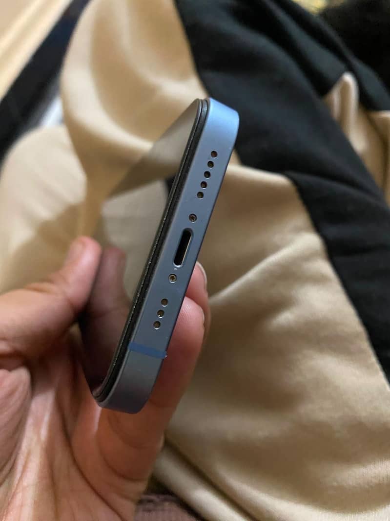 Apple iPhone 14 5
