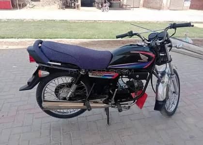 Honda 100 for rent