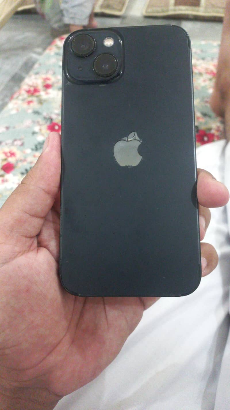 Apple iPhone 13 2