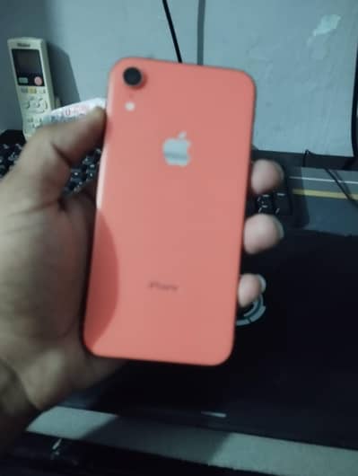 i phone XR