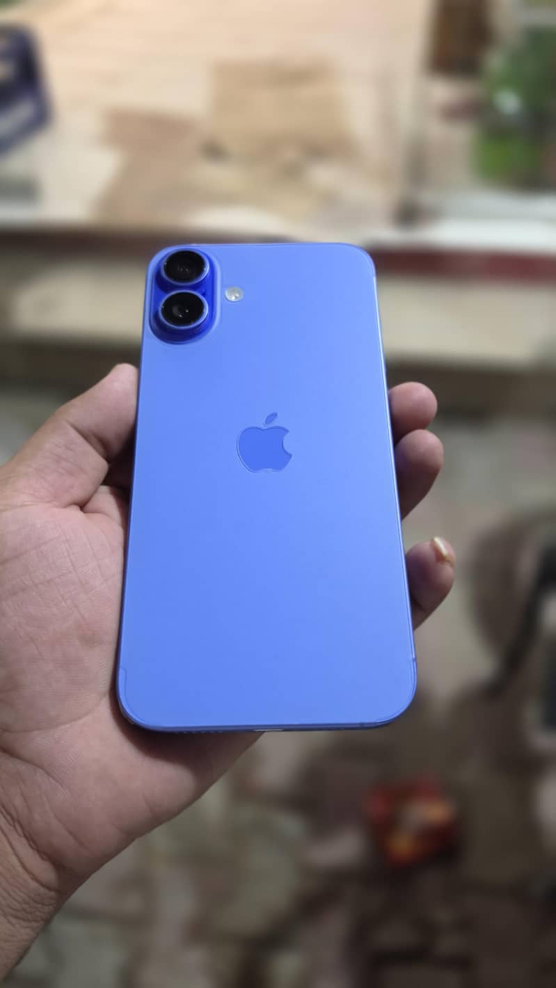 Apple iPhone 16 Plus 1