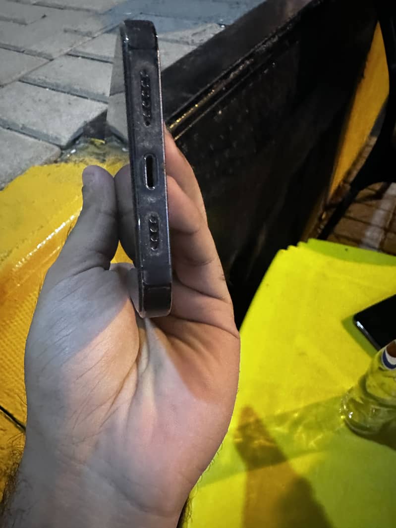 Apple iPhone 14 Pro Max 3