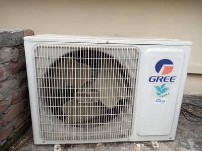 Gree AC (inverter) 1.5 Ton