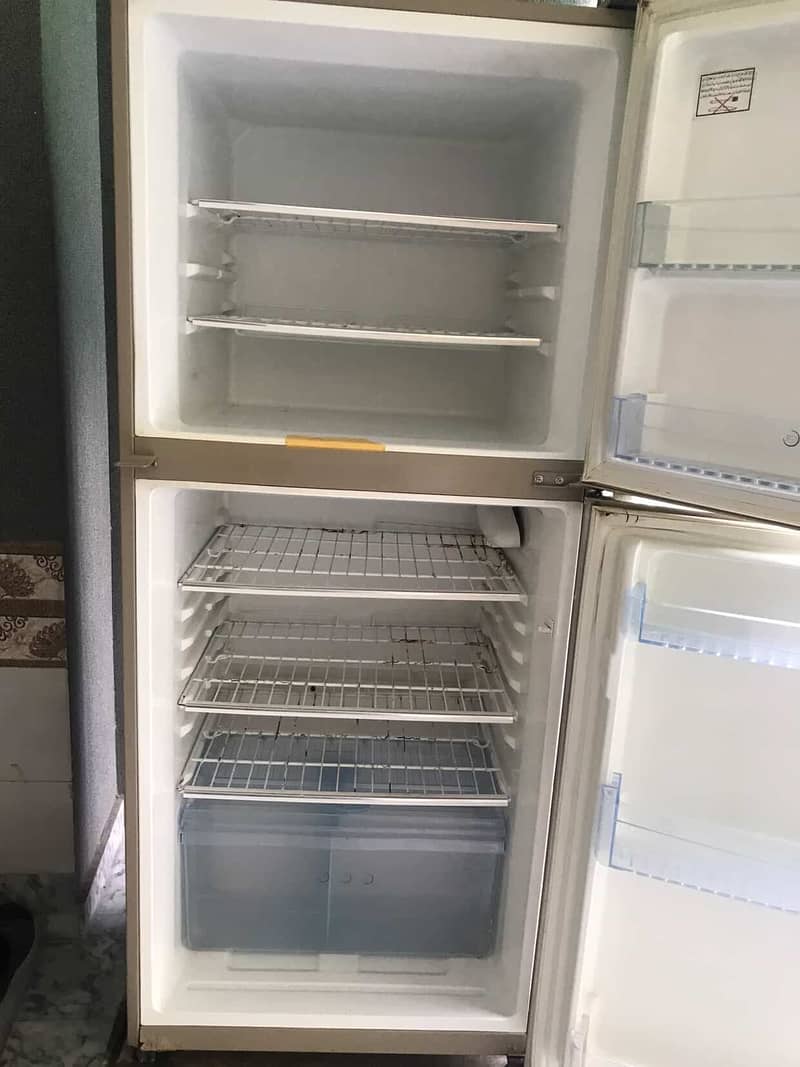 Refrigerator 1