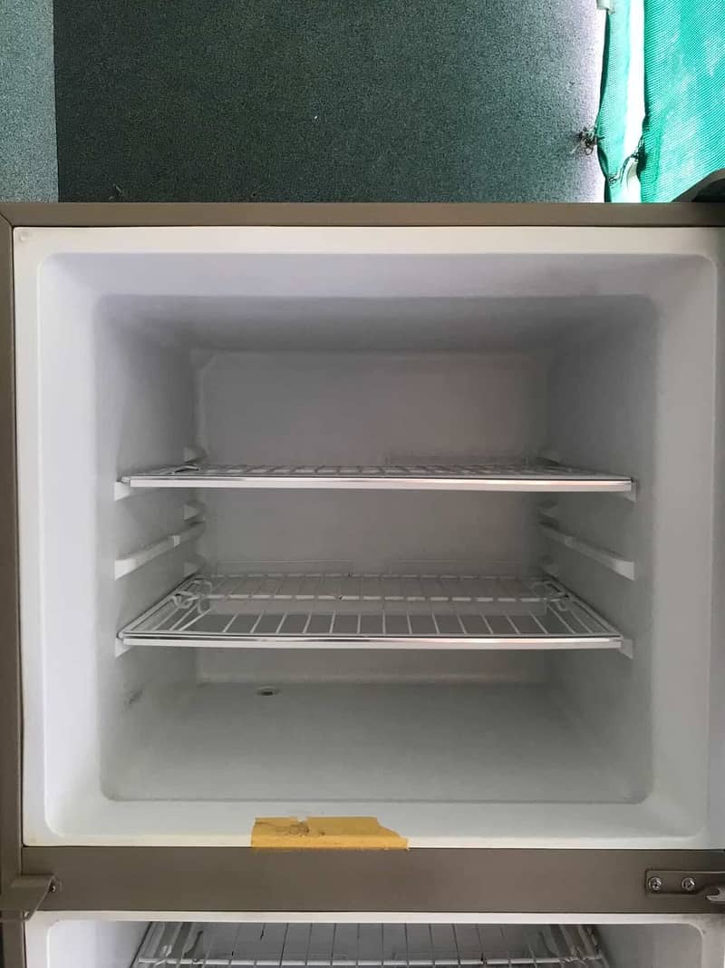 Refrigerator 7