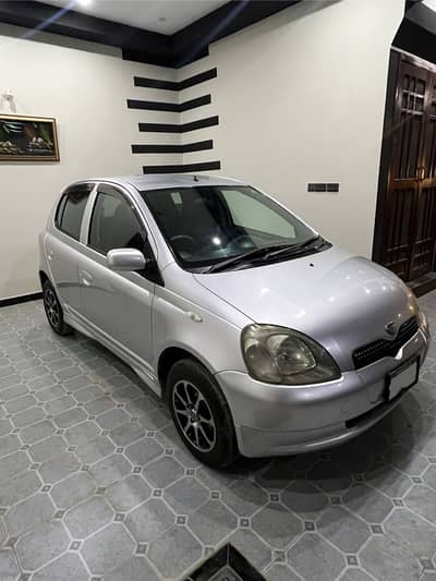 Toyota Vitz 1000cc - Excellent Condition for Sale