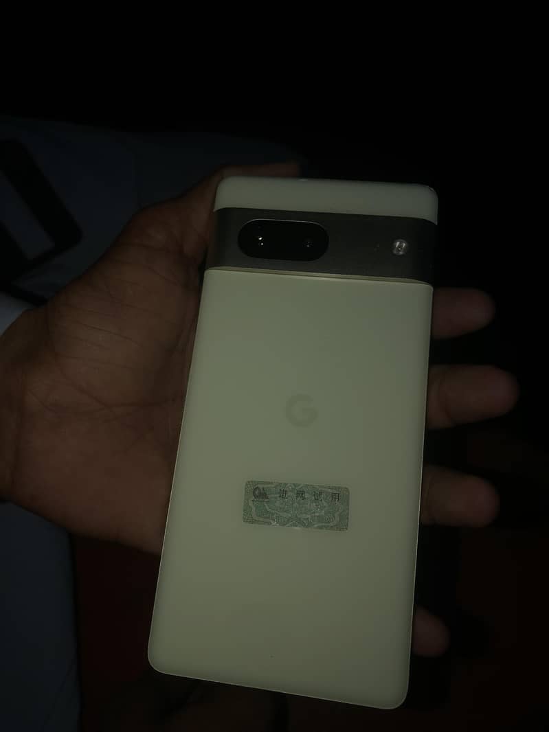 Google Pixel 7 2