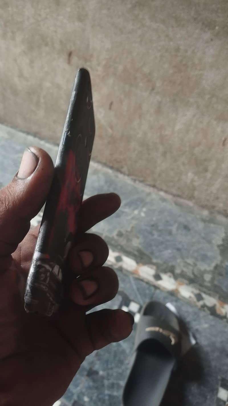 Honor 8C 5