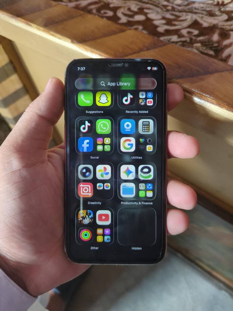 Apple iPhone 11 Pro 1