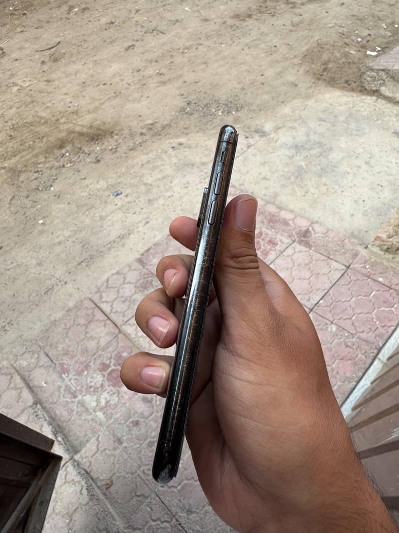 Apple iPhone X 2