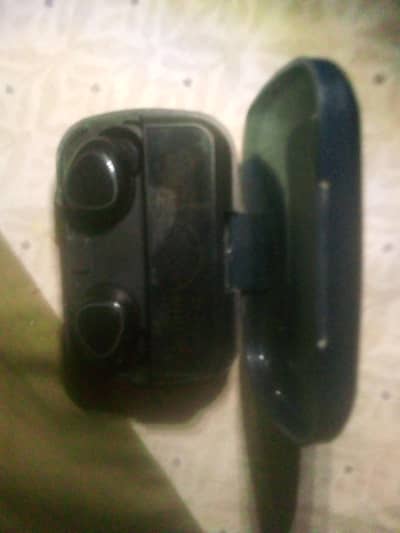 EARBUDS M10