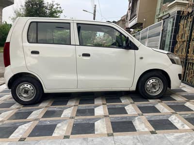 Suzuki Wagon R 2015