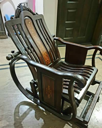 Original Sheesham Wooden Rocking Chair
