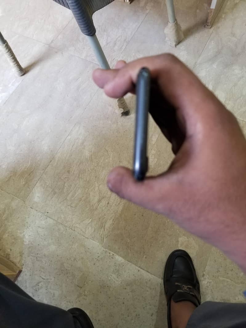 Apple iPhone 7 4