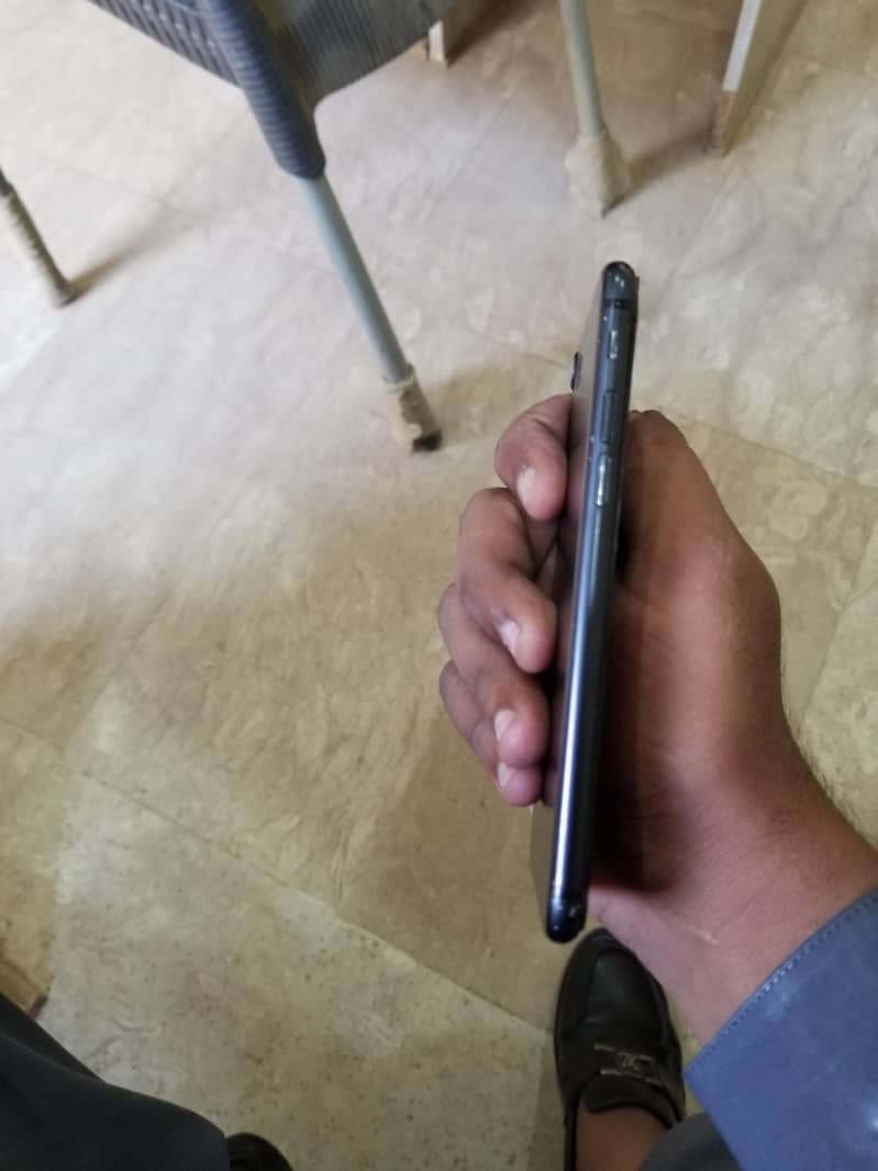 Apple iPhone 7 5