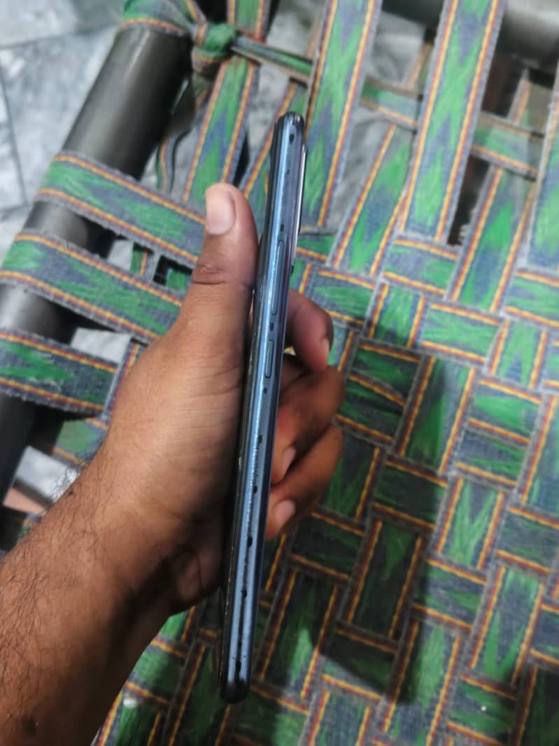 Vivo V21e 11