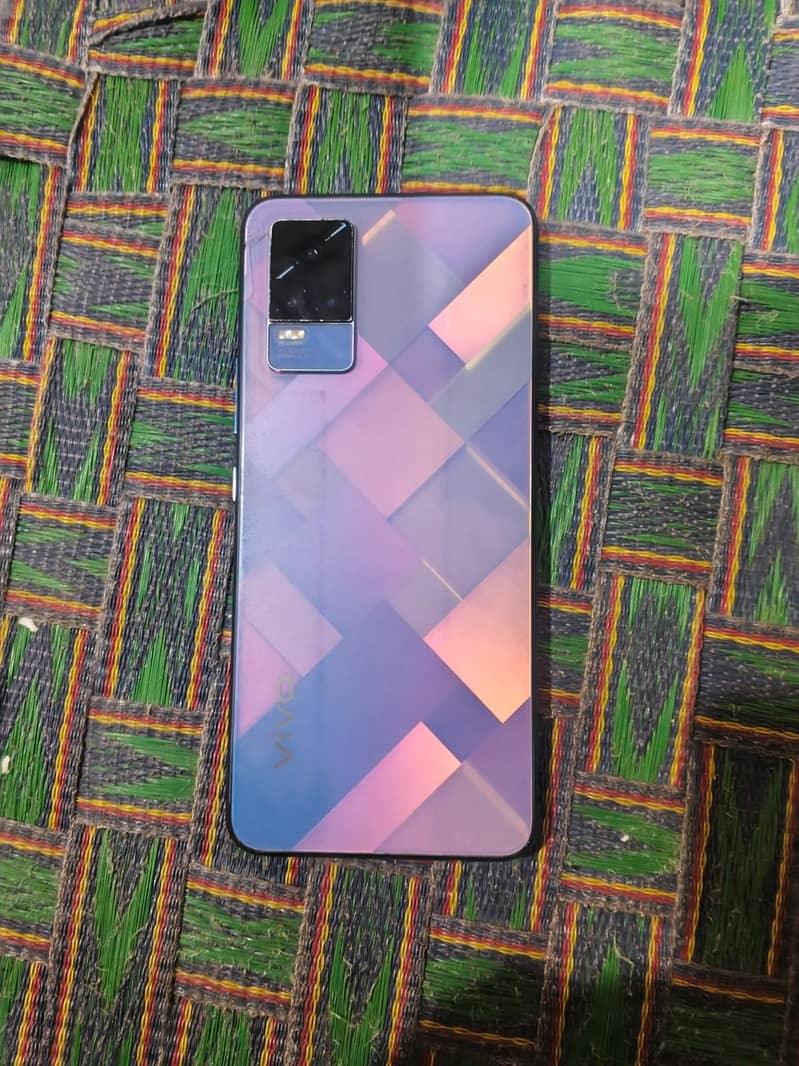 Vivo V21e 13