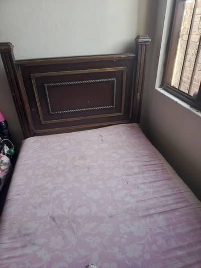 Single bed
