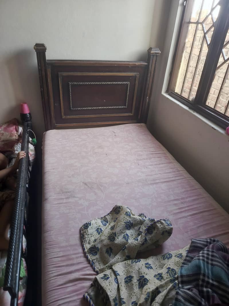 Single bed 1