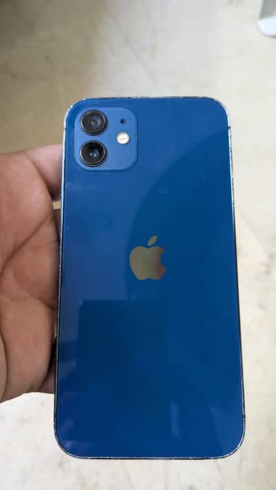 Apple iPhone 12