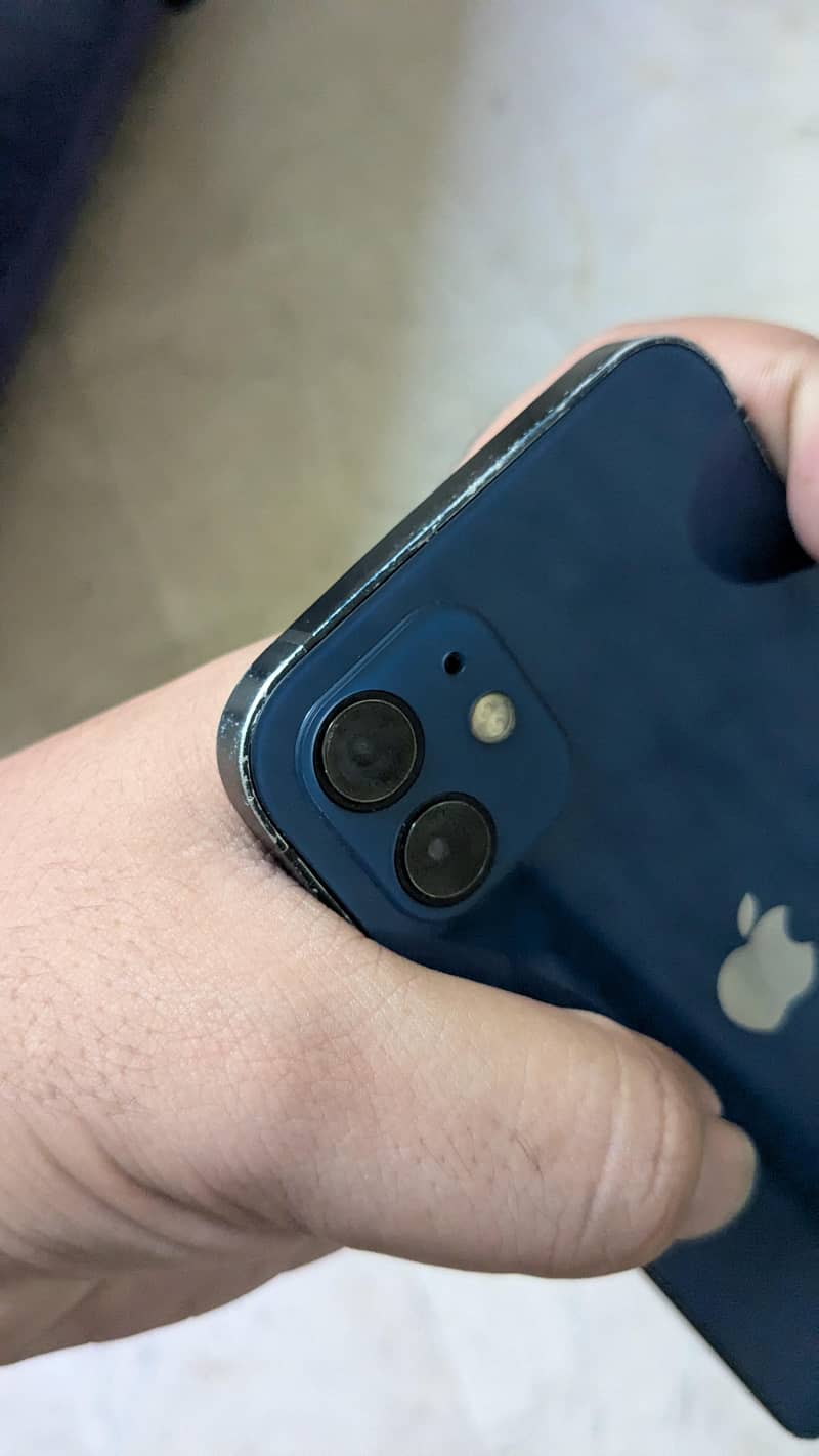 Apple iPhone 12 5