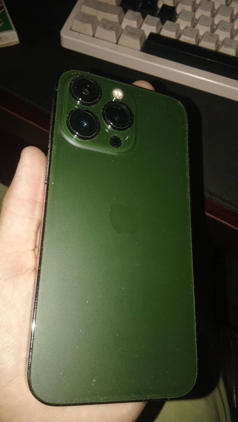 Apple iPhone 13 Pro 3