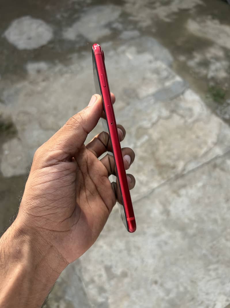 Apple iPhone 8 Plus 3