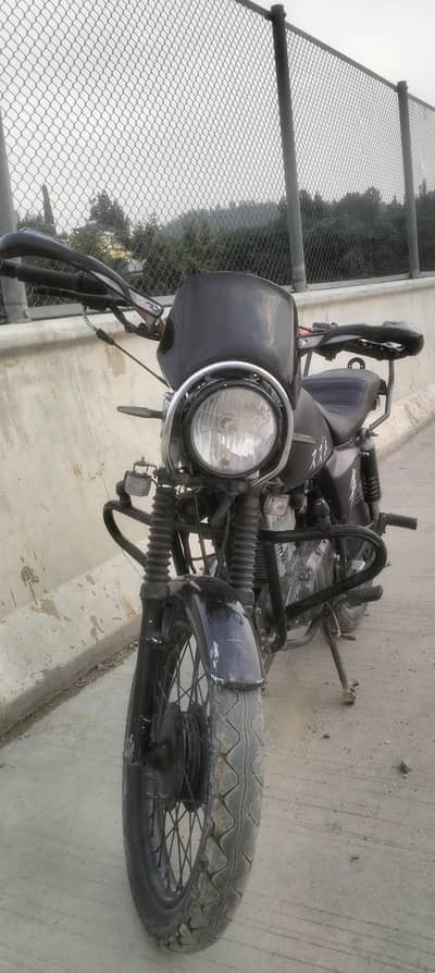 suzuki GS150 2015 model