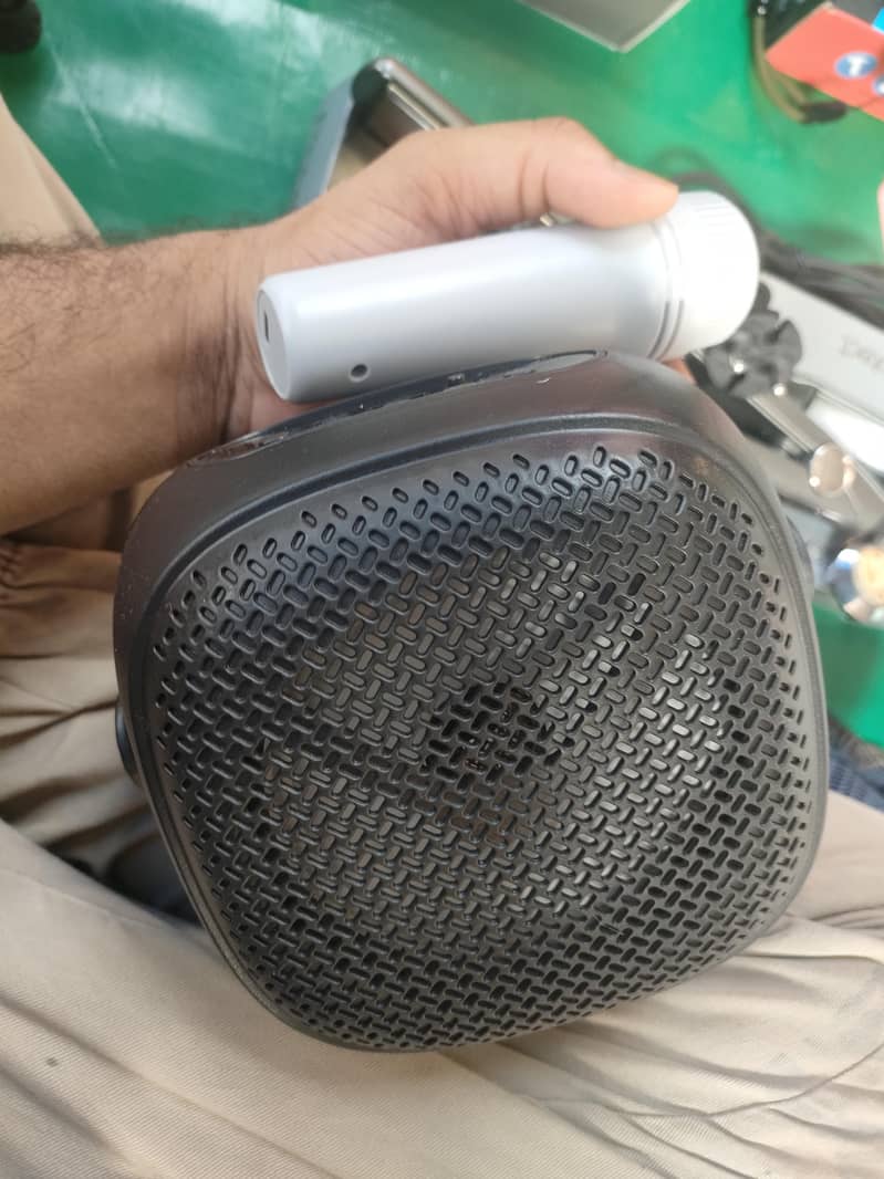 Speaker 3