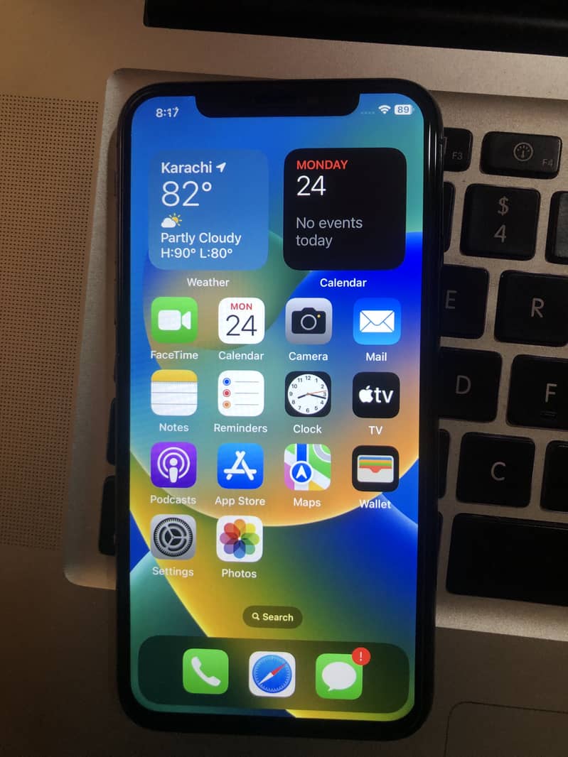 Apple iPhone X 0