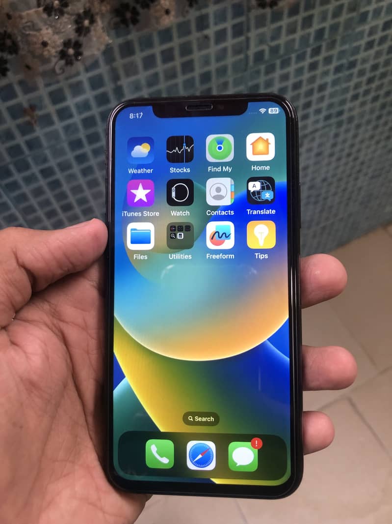 Apple iPhone X 5