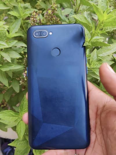 OPPO A12