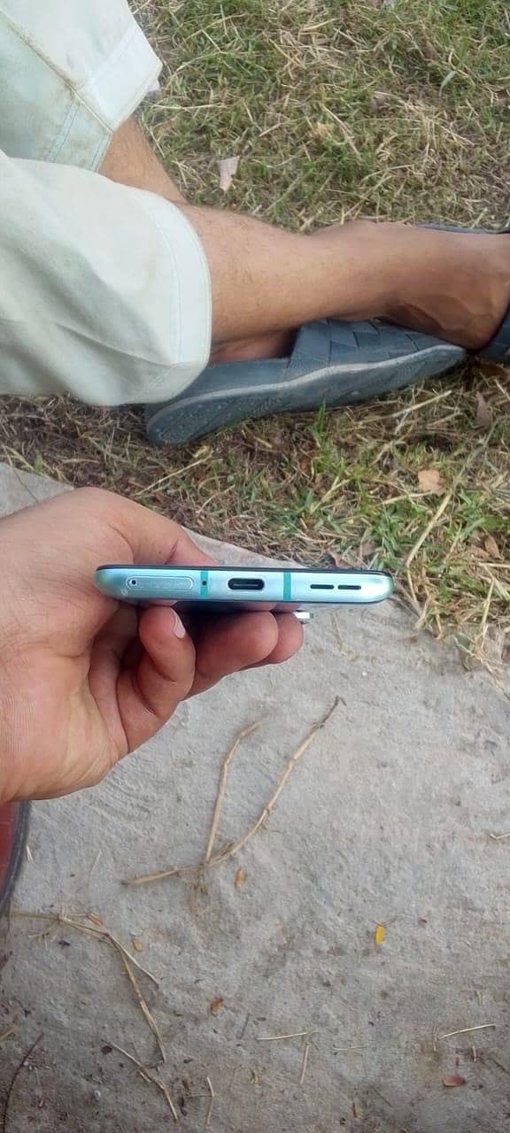 One Plus 8T 1