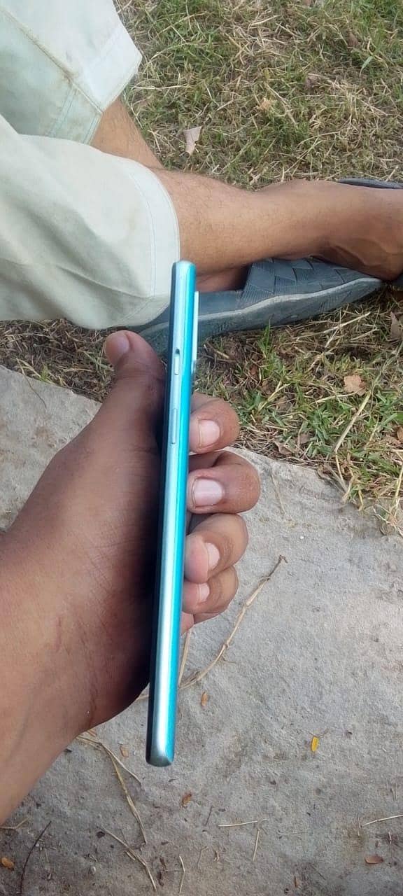 One Plus 8T 4