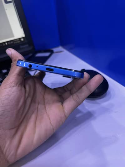 Infinix smart 20 only 20 Days use