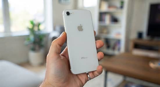 Apple iPhone SE
