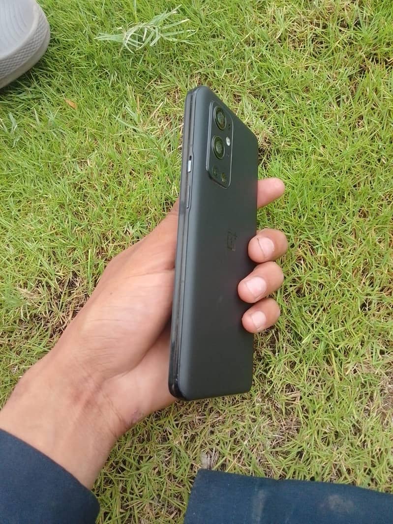 One Plus 9 pro 1