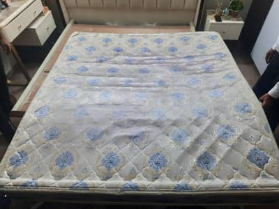 Diamond Victoria P. T. Spring Mattress for Sale in Johar Town