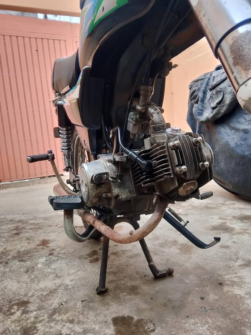 Unique 2021 model seald engine 5