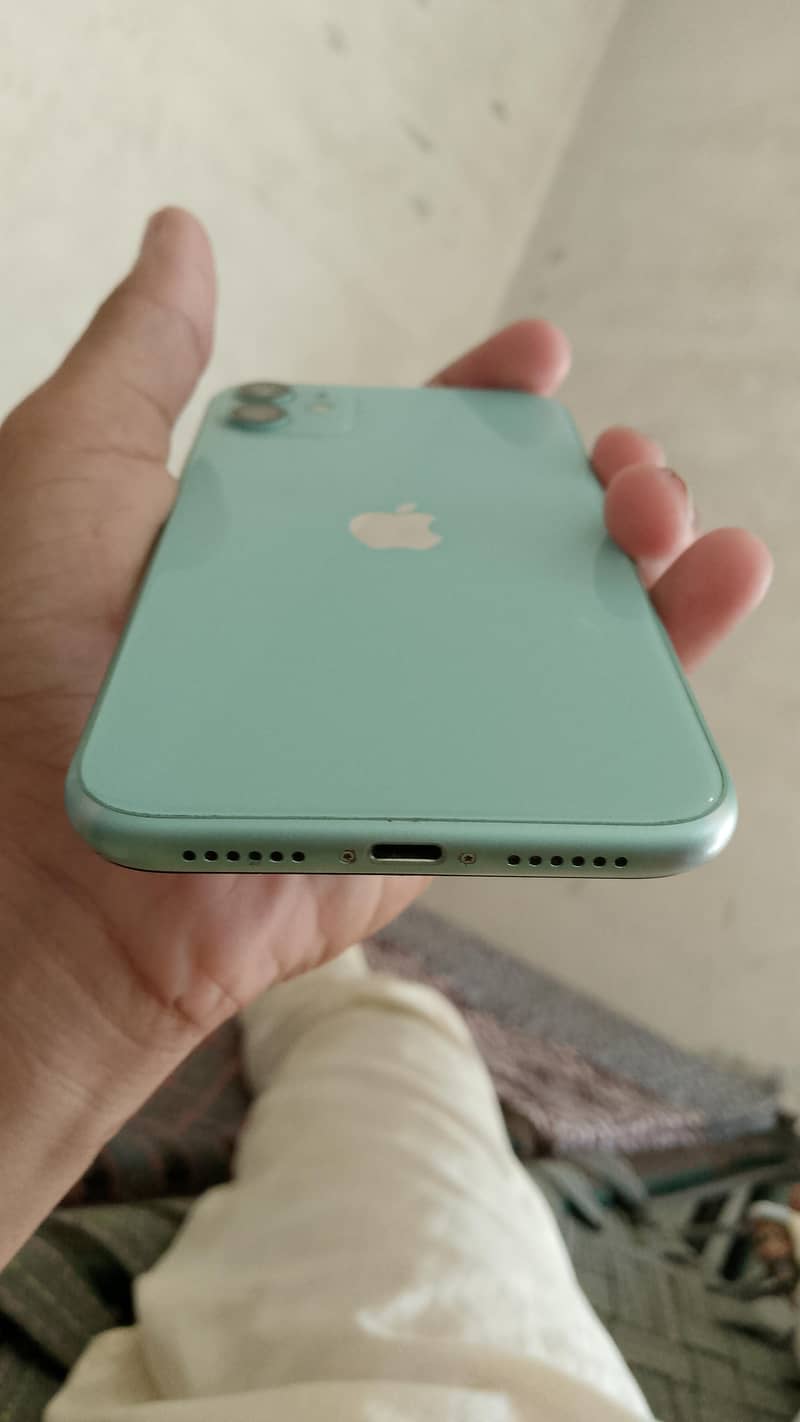 Apple iPhone 11 2