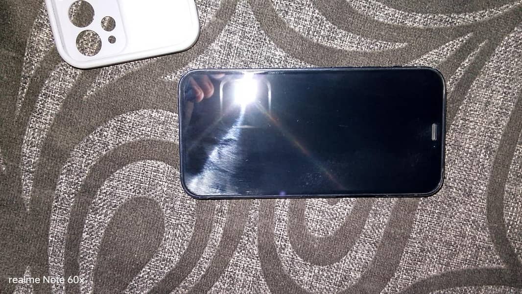 Apple iPhone 12 mini 4